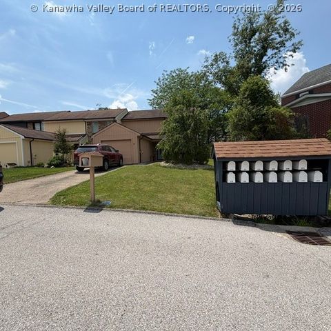 204 Willowcrest Drive, Charleston, WV 25311