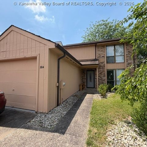 204 Willowcrest Drive, Charleston, WV 25311