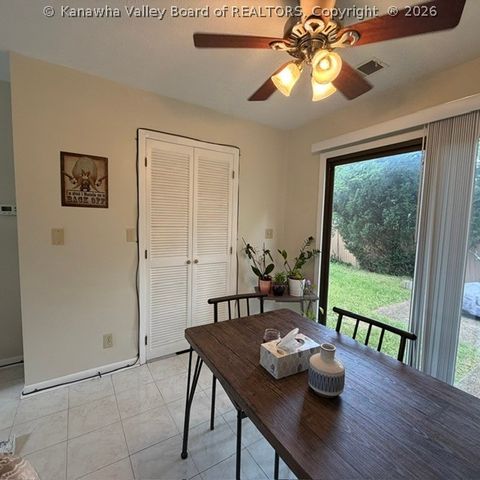 204 Willowcrest Drive, Charleston, WV 25311