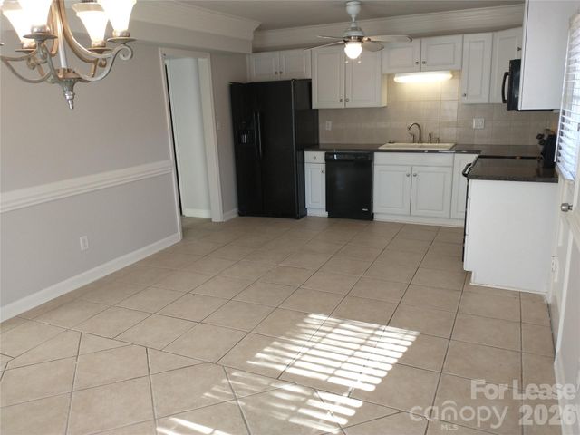 1001 Heather Lane, Charlotte, NC 28209