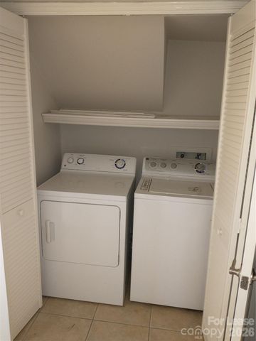 1001 Heather Lane, Charlotte, NC 28209