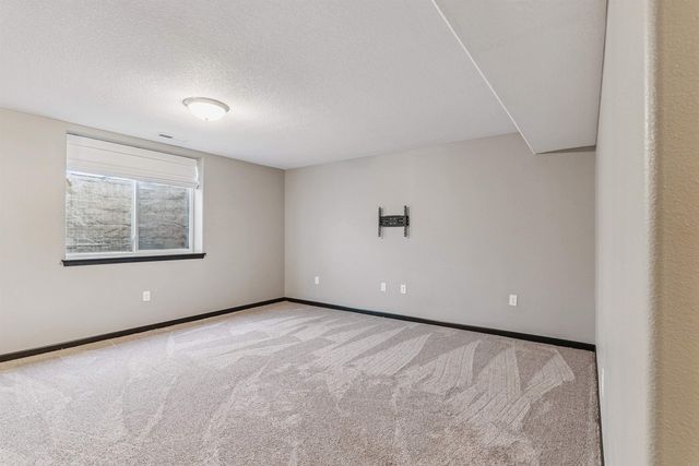 1203 Fran Street, Evansdale, IA 50707