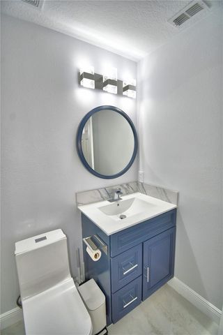 459 TIVOLI CIRCLE, Davenport, FL 33837