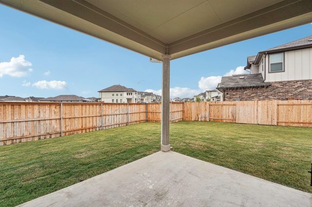 327 Backstays LOOP, Kyle, TX 78640