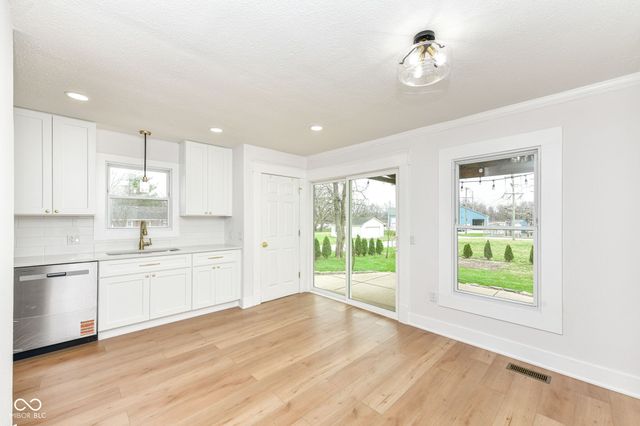 207 Linville Avenue, Whitestown, IN 46075