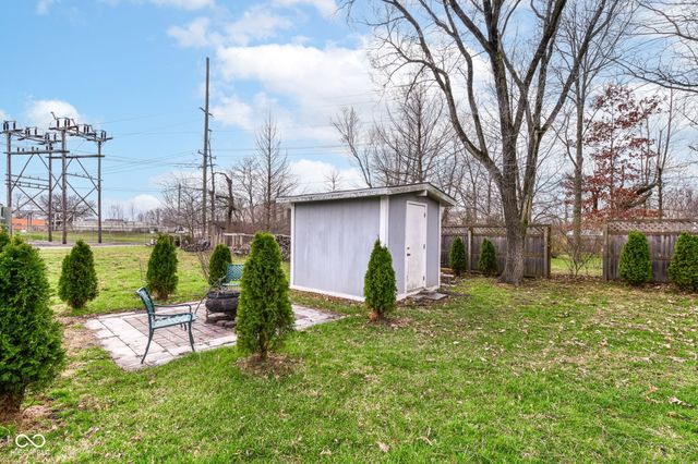 207 Linville Avenue, Whitestown, IN 46075