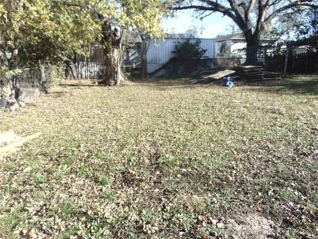 1108 Douglas Street SE, Ardmore, OK 73401