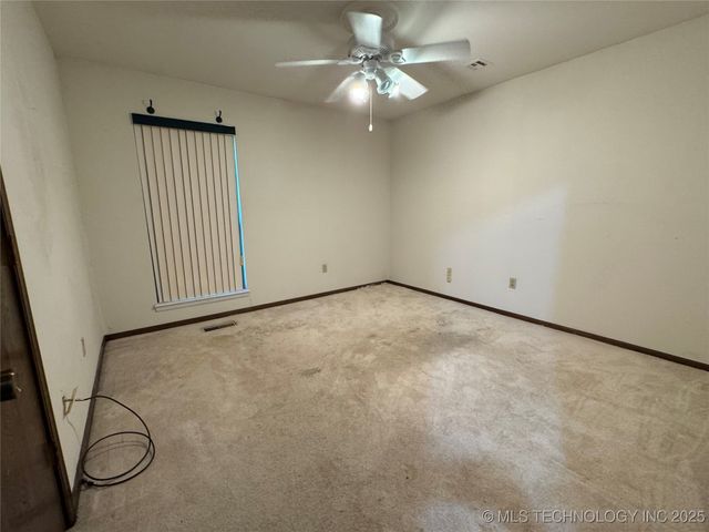 7809 E 77th Place, Tulsa, OK 74133