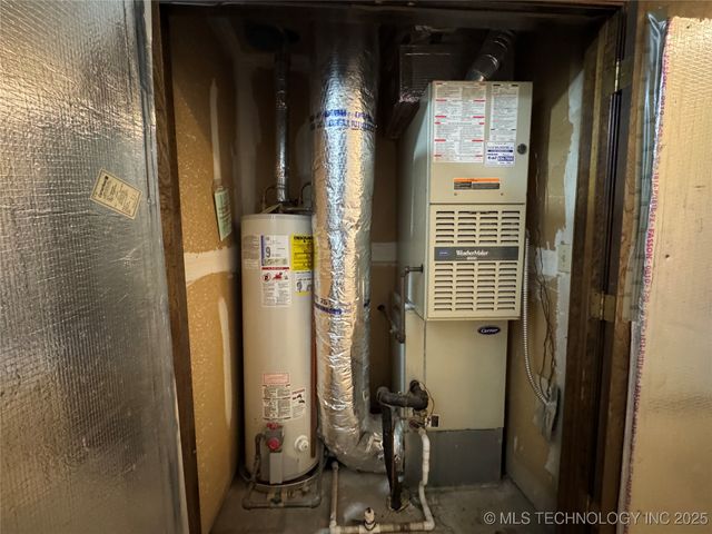 7809 E 77th Place, Tulsa, OK 74133