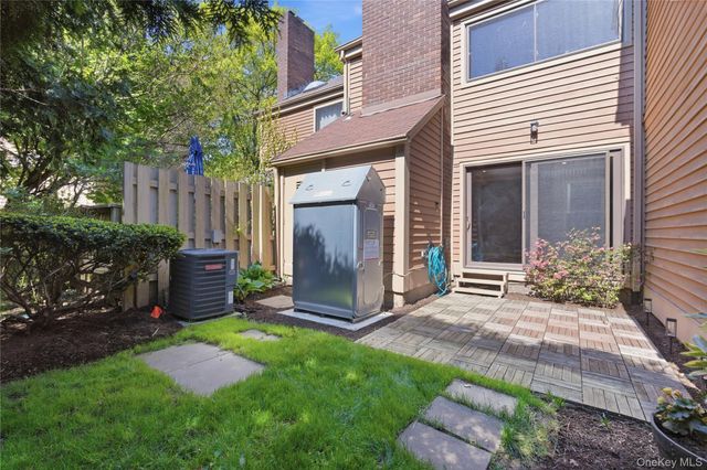 245 Treetop Crescent, Rye Brook, NY 10573