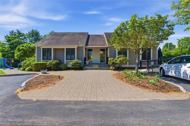 245 Treetop Crescent, Rye Brook, NY 10573