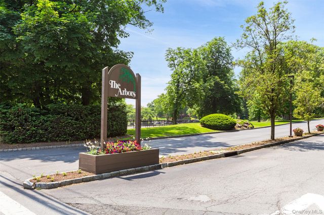 245 Treetop Crescent, Rye Brook, NY 10573