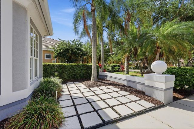 7131 KENSINGTON COURT, University Park, FL 34201