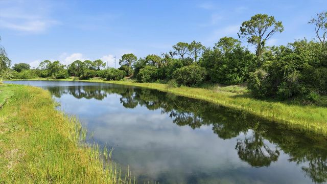7131 KENSINGTON COURT, University Park, FL 34201
