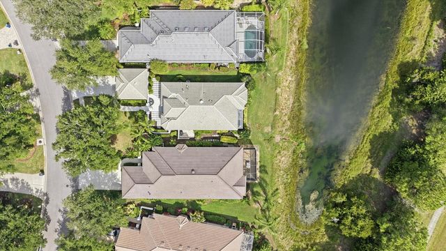 7131 KENSINGTON COURT, University Park, FL 34201