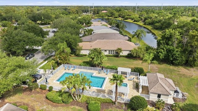 7131 KENSINGTON COURT, University Park, FL 34201
