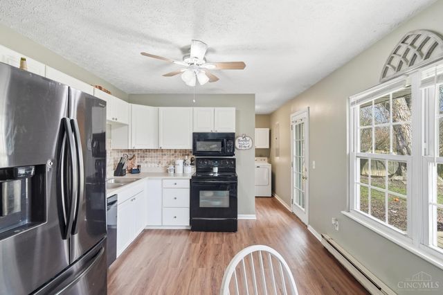 1528 W Meadowbrook Drive, Loveland, OH 45140