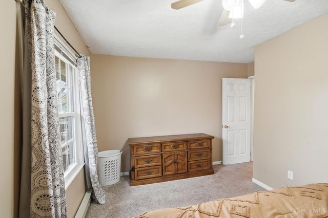 1528 W Meadowbrook Drive, Loveland, OH 45140