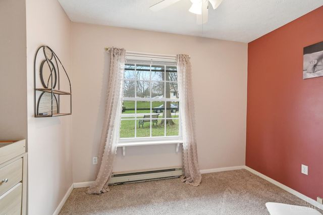 1528 W Meadowbrook Drive, Loveland, OH 45140