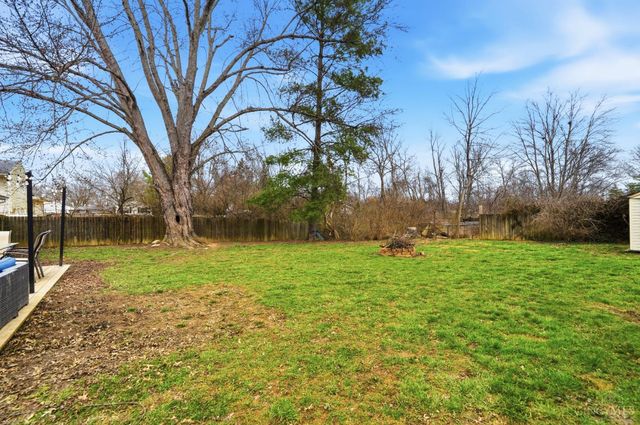 1528 W Meadowbrook Drive, Loveland, OH 45140