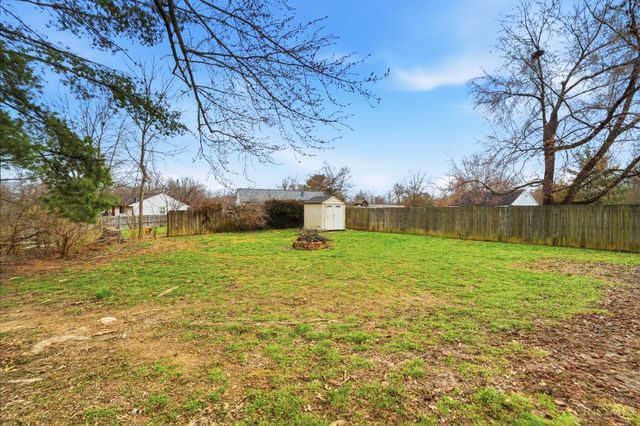 1528 W Meadowbrook Drive, Loveland, OH 45140