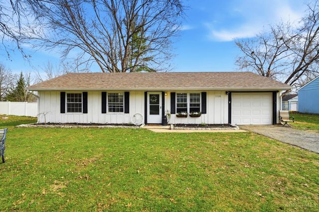 1528 W Meadowbrook Drive, Loveland, OH 45140