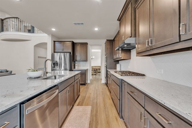 2103 Horizon Drive, Mansfield, TX 76063