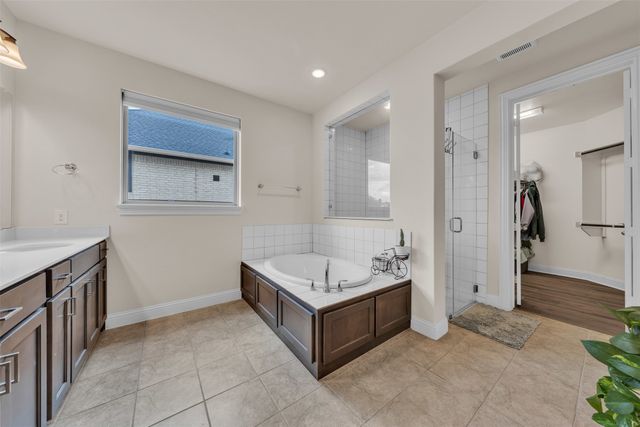 2103 Horizon Drive, Mansfield, TX 76063