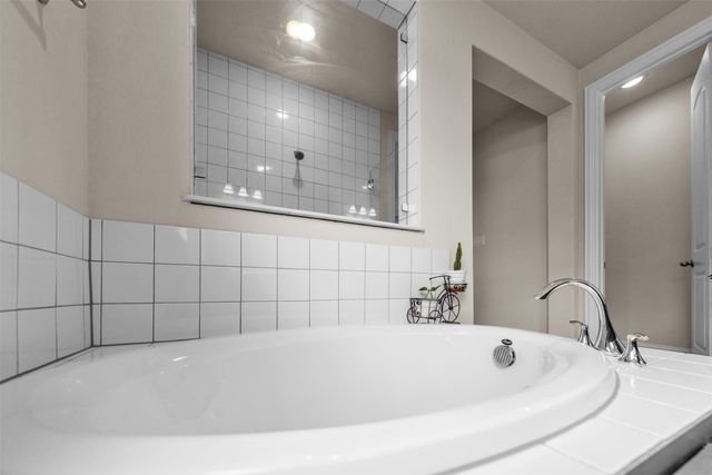 2103 Horizon Drive, Mansfield, TX 76063