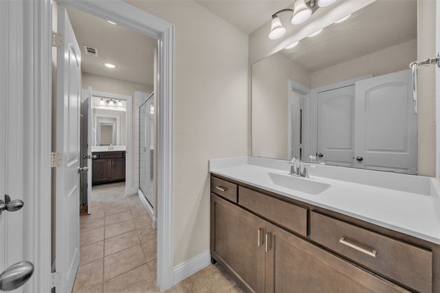 2103 Horizon Drive, Mansfield, TX 76063