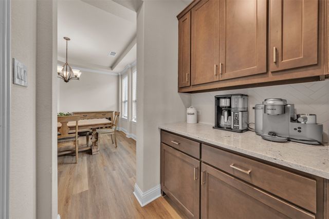 2103 Horizon Drive, Mansfield, TX 76063
