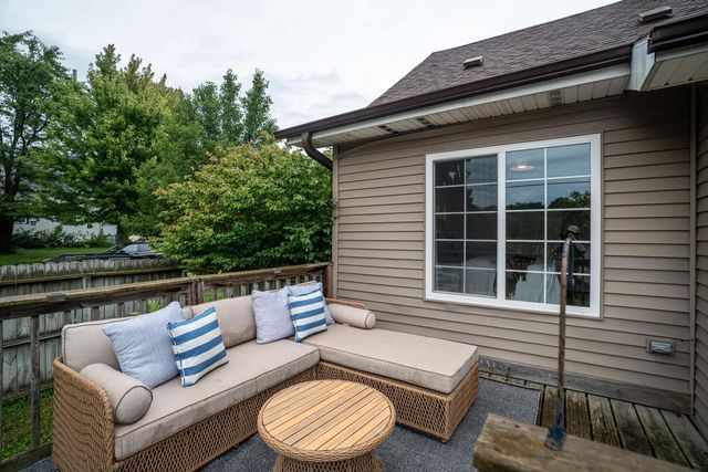 5447 S Lake DRIVE, Cudahy, WI 53110