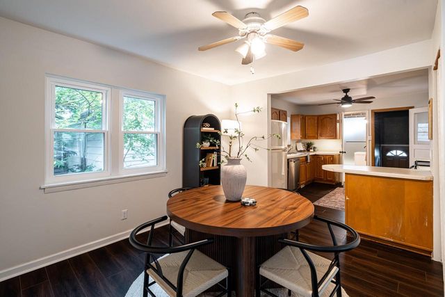 5447 S Lake DRIVE, Cudahy, WI 53110