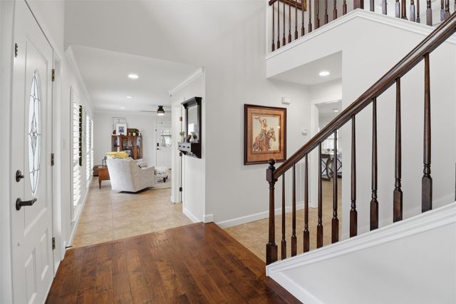 434 E Castleshoals DR, Marble Falls, TX 78654