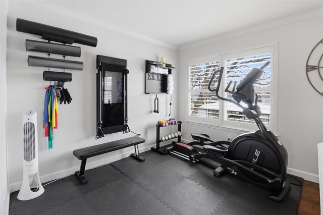 434 E Castleshoals DR, Marble Falls, TX 78654