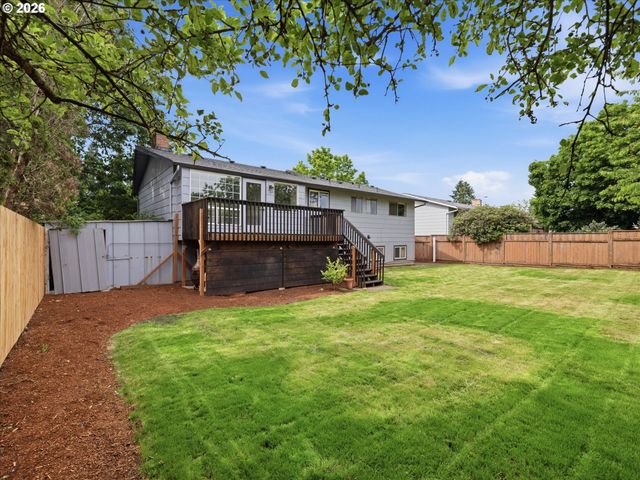 13416 EASTBORNE Dr, Oregon City, OR 97045