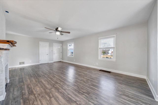 1902 Springfield AVE, Salem, VA 24153