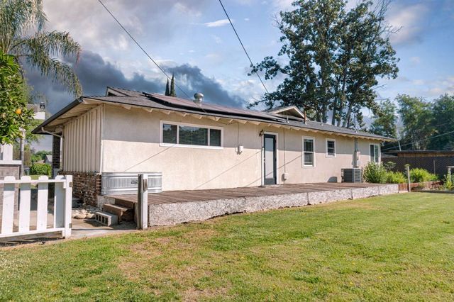 112 E Oleander, Fresno, CA 93706