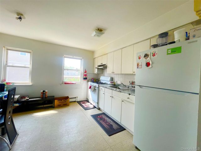 10852 63rd Road, Forest Hills, NY 11375
