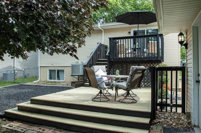 4760 Edgebrook Drive, Waterloo, IA 50701