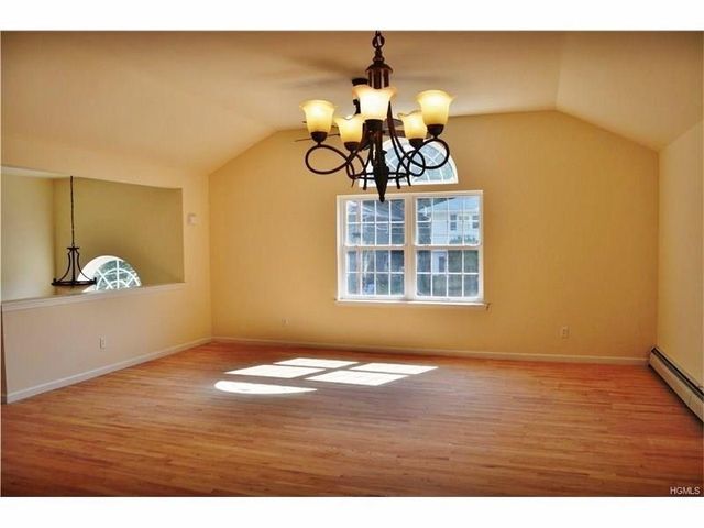 46 Commonwealth Avenue, Middletown, NY 10940