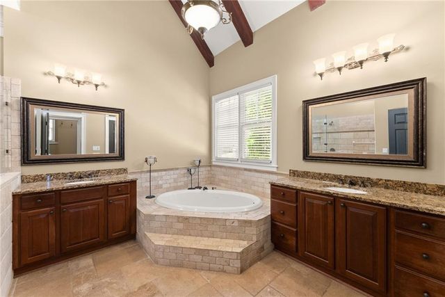 492 Jonney Thomas Road, Cleveland, GA 30528