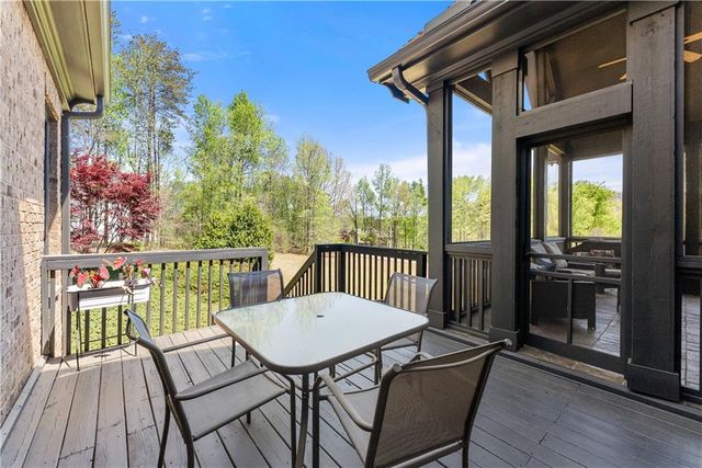 492 Jonney Thomas Road, Cleveland, GA 30528