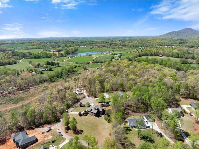 492 Jonney Thomas Road, Cleveland, GA 30528
