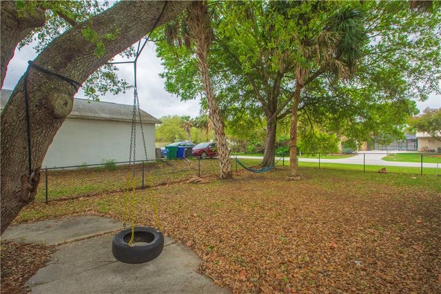 697 Barber Street, Sebastian, FL 32958