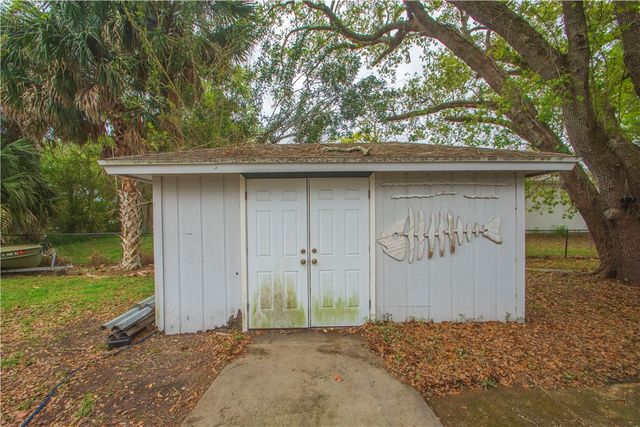 697 Barber Street, Sebastian, FL 32958