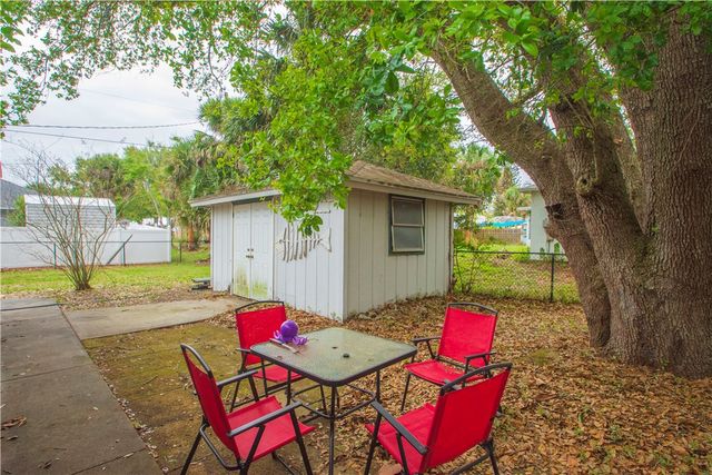 697 Barber Street, Sebastian, FL 32958