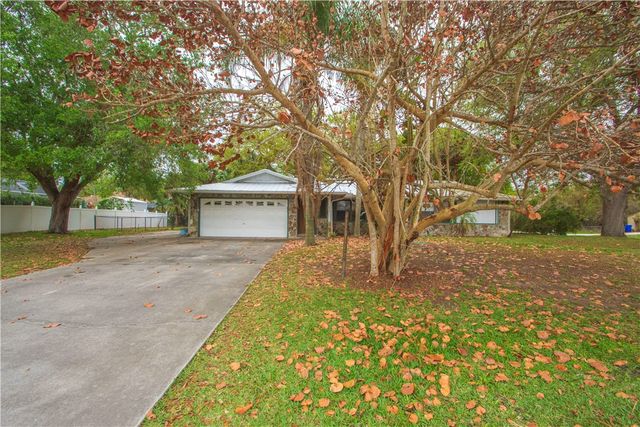 697 Barber Street, Sebastian, FL 32958