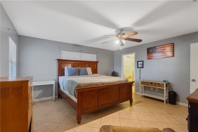 697 Barber Street, Sebastian, FL 32958