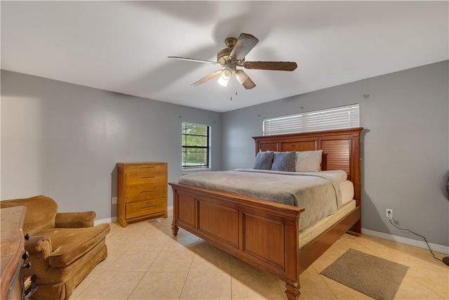 697 Barber Street, Sebastian, FL 32958